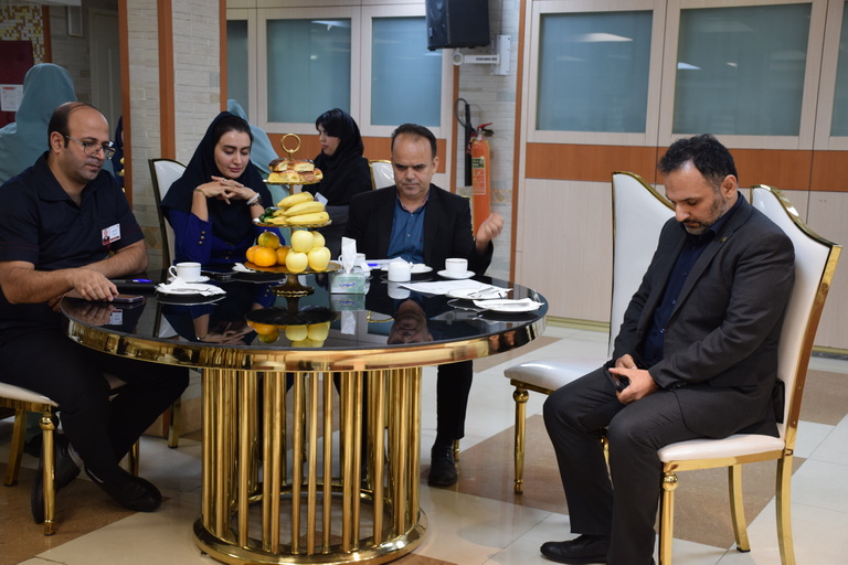 تجلیل از واحد بهبود کیفیت 12