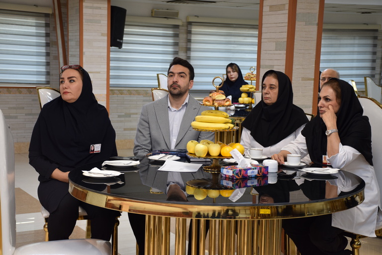 تجلیل از واحد بهبود کیفیت 13