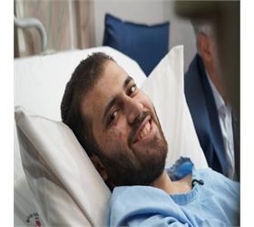 عیادت رئیس فراکسیون مجلس شورای اسلامی از جانباز لانچر